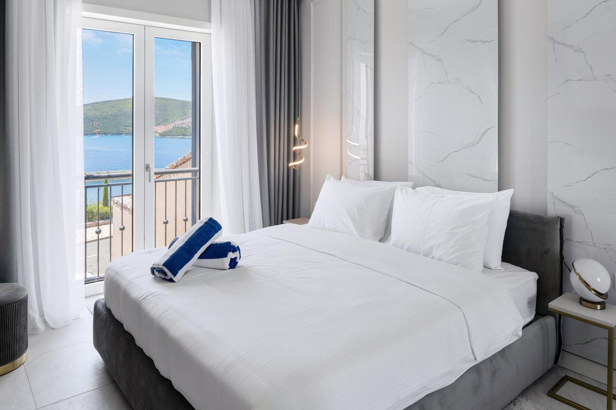 דירות טיווט Lustica Bay מראה חיצוני תמונה